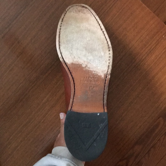 CLOSET CLEAR OUT Allen Edmonds Brown Dress Shoes - Picture 8 of 9